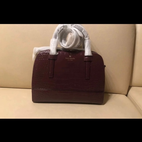 kate spade Handbags - Great gift 🎁 Kate spade gift 🎁